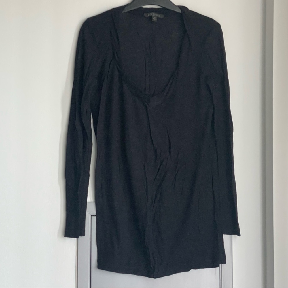 💗 DELPHINE Black Long Sleeve Tee